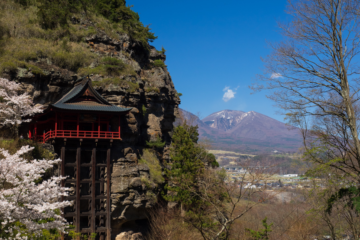 布引観音から望む浅間山